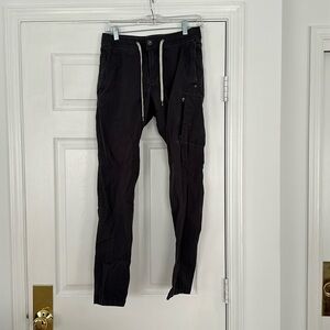 Vuori Hiking Pants
